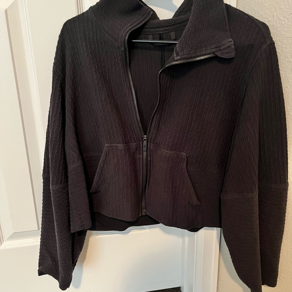 Lululemon Black Textured Jacket